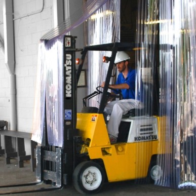 rideau laniere pvc pour engin motorisé